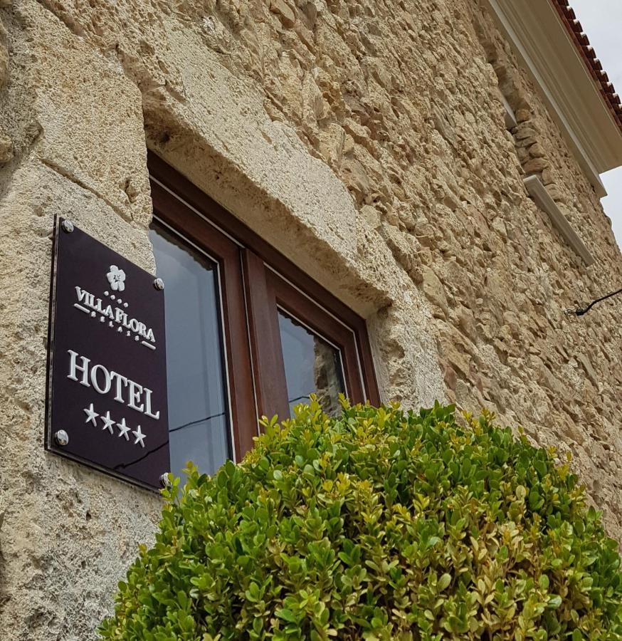 Flora Relais